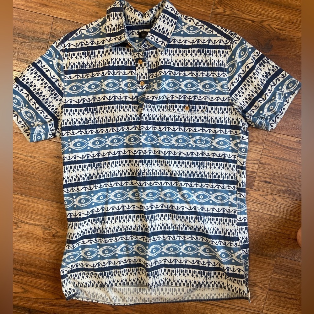 J Crew Button Up Shirt Men’s medium Blue Short Sleeve Cotton Geometric